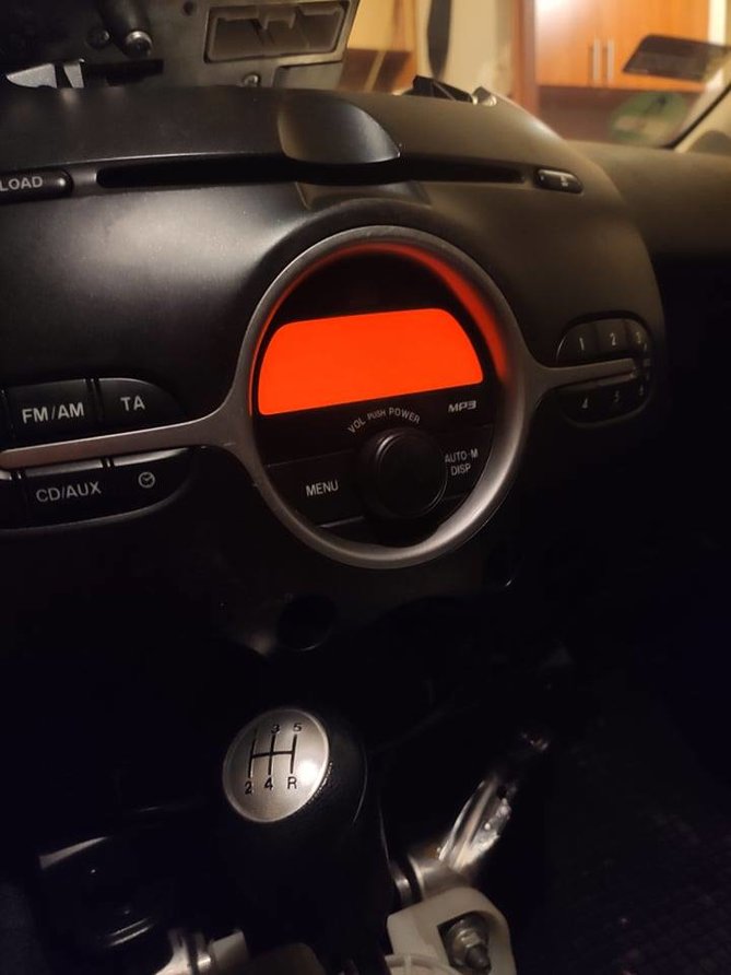 mazda_radio.jpg