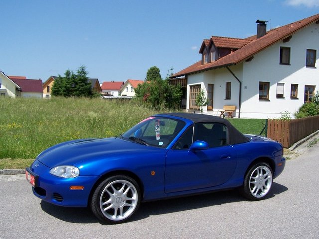 Mazda MX 5  001.JPG