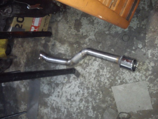 Mazda 3 sport exhaust %2814%29 (1).jpg