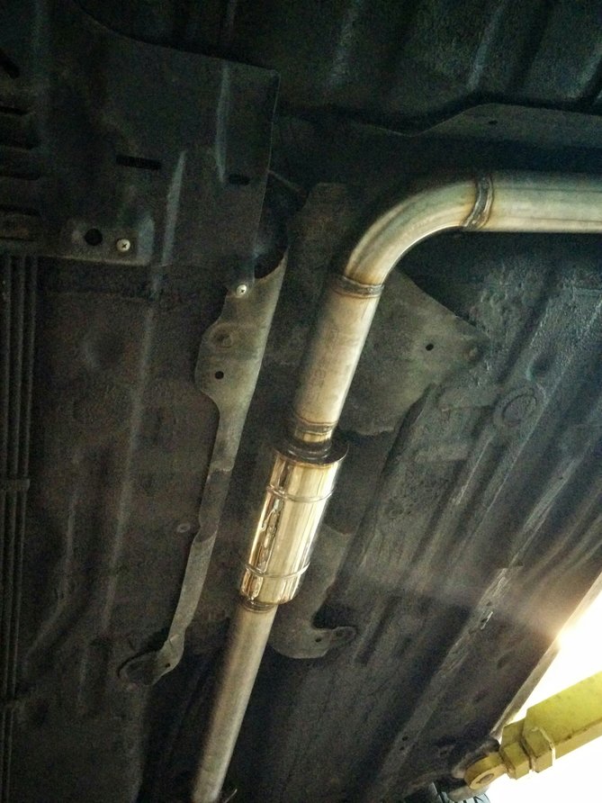 RM Motors silencer Mazda Xedos 6.jpg