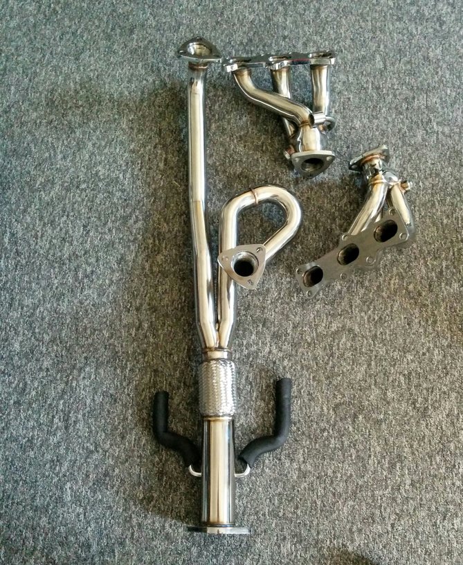 Turboworks exhaust manifold Mazda Xedos 6.jpg
