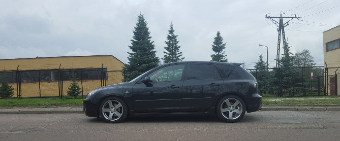 m3_black_01.jpg