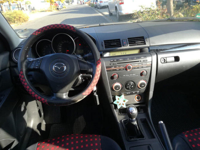 mazda 3.jpg