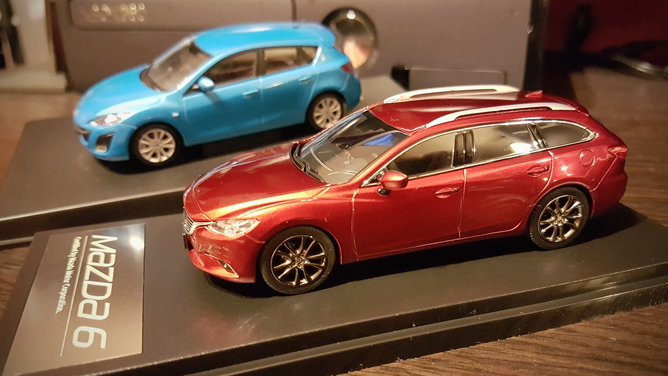Mazda 3 2011 & Mazda 6 2016 (Scale 1-43) Temp.jpg