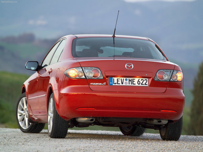 Mazda-6_Facelift-2005-1280-1b.jpg