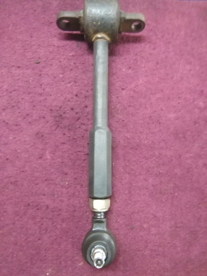 6ad121es-480.jpg