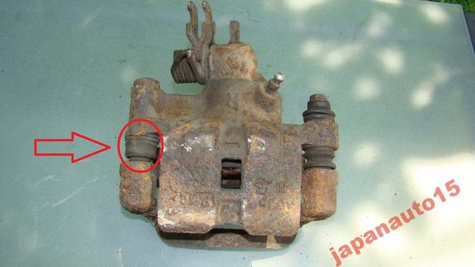 mazda-626-gf-zacisk-tylny-prawy-czesci-5219360415.jpg