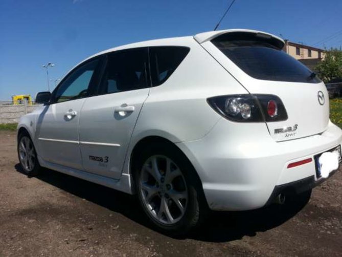 529854142_4_644x461_mazda-3-sport20-150-km-bardzo-dobry-stan-mechaniczny-motoryzacja_rev001.jpg