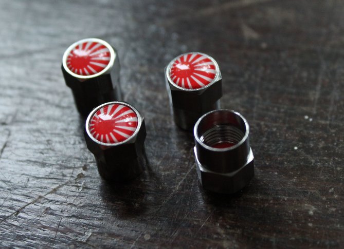 nakretki.jpg (806.86 KiB) Przeglądane 3177 razy nakretki.jpg