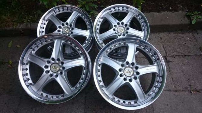 545228602_4_644x461_volk-rays-av3-17-7i8-5-1143-2tlg-rarytas-jdm-honda-lexus-motoryzacja.jpg