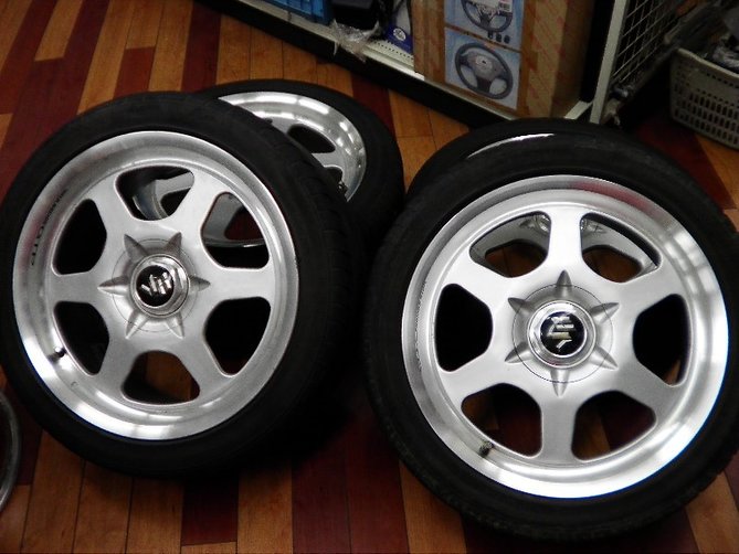 nengun-351253-01-rays-volk-gtpcn18_inch_set_of_4-966aed084c.jpg