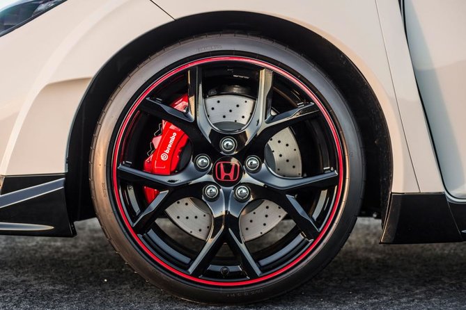 civic-type-r-2015-4.jpg