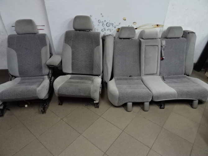 Mazda 626 pas 3 pkt kanapa.jpg