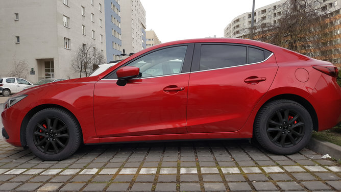 mazdacx5-matteblack-red-calipers.jpg