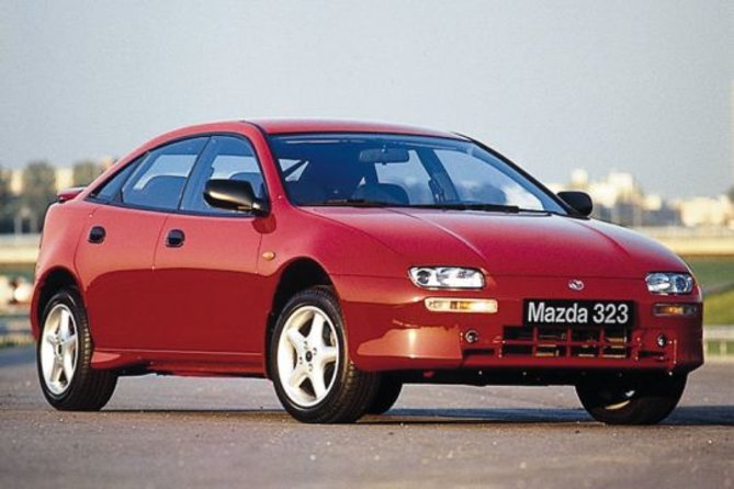 Mazda_323_F_1_519.jpg
