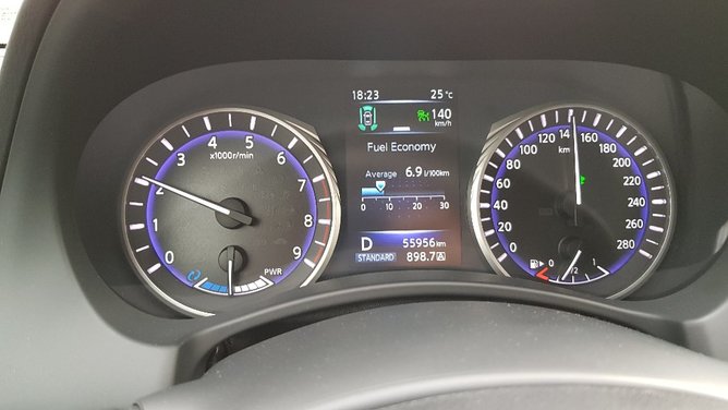 898.jpg