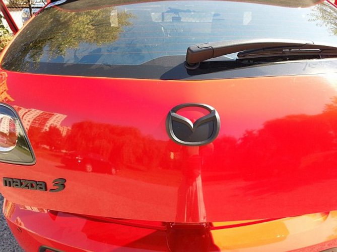 emblemat-mazda3-3.jpg