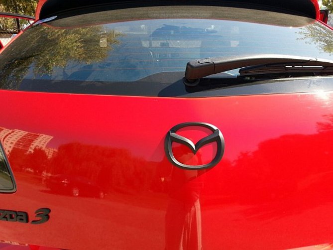emblemat-mazda3-4.jpg