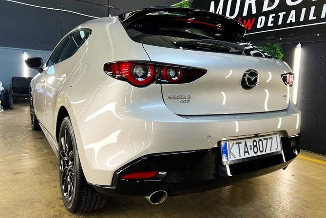 mazda3.jpg