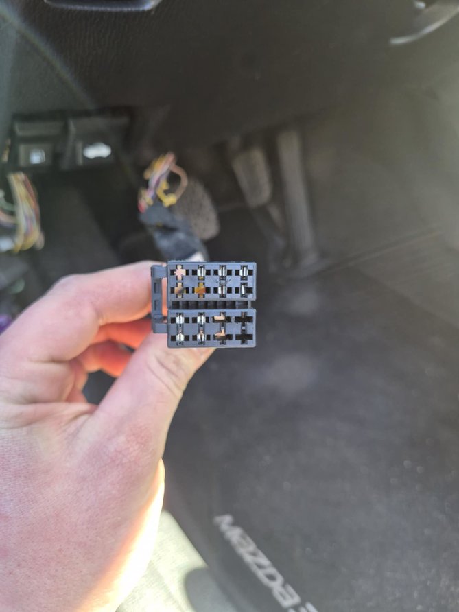 087f6d2e-fd5c-4005-9ede-78e89f7627dc.jpg