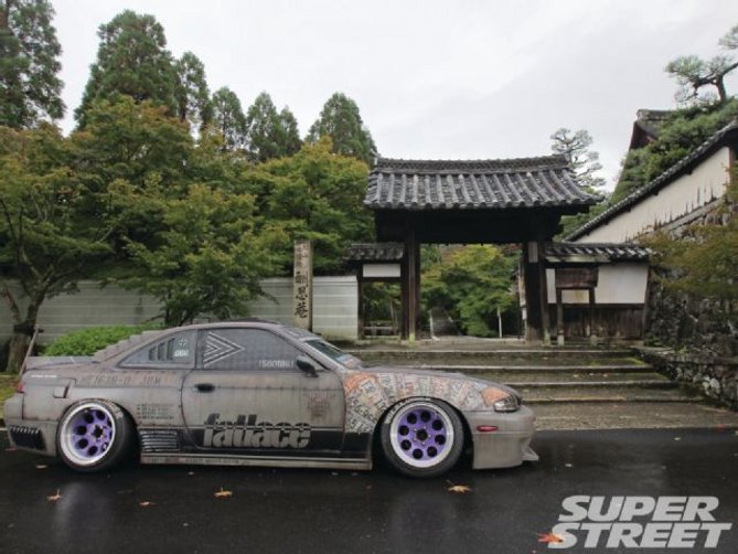 sstp-1304-13-o+1994-nissan-silvia-s14+outside-temple.jpg