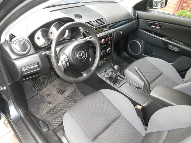 Mazda3 wnętrze.JPG