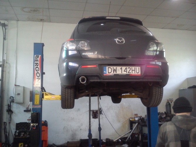Mazda 3 sport exhaust (19).jpg