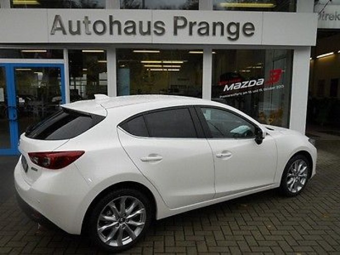Mazda 3.JPG