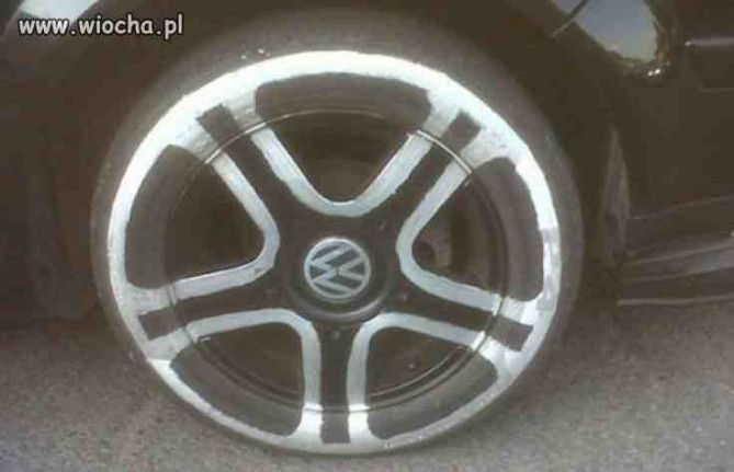 f415d2bafe55c3562cafc82bffc78f91.jpg