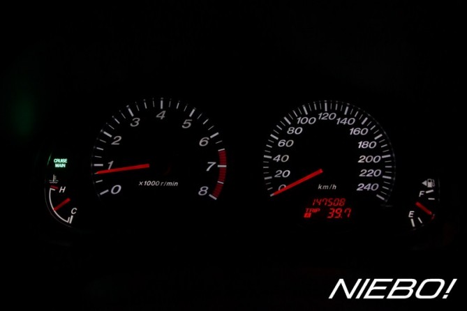 28_zmiana_podświetlania_zegarów_MAZDA6_by_NIEBO!_small.JPG