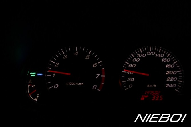 29_zmiana_podświetlania_zegarów_MAZDA6_by_NIEBO!_small.JPG