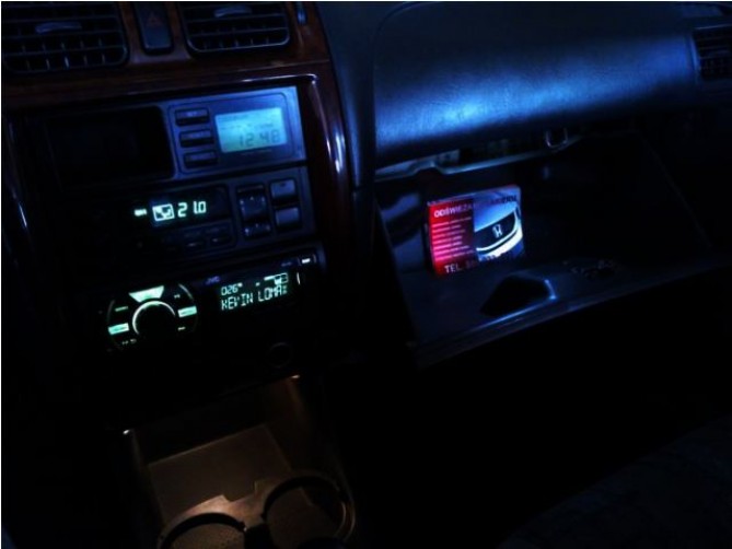 mazda 2.jpg