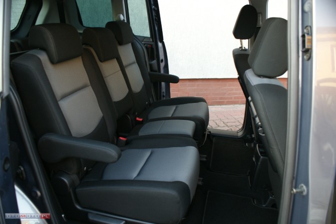 inside3.jpg