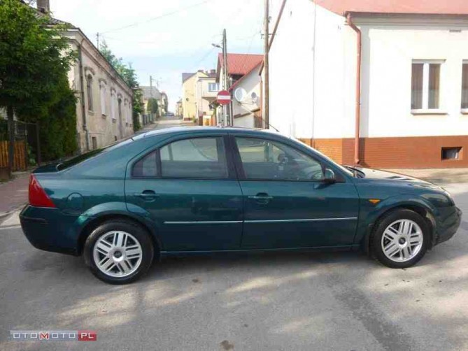 mondeo2.jpg