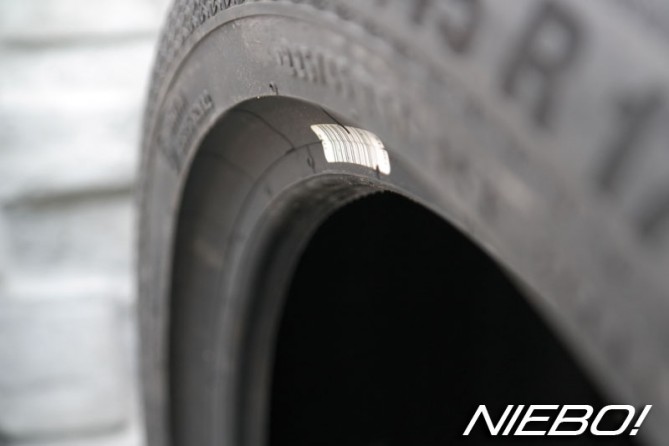 Barum_Bravuris_3HM_225-45R17-94Y-FR-XL_NIEBO!_7.jpg