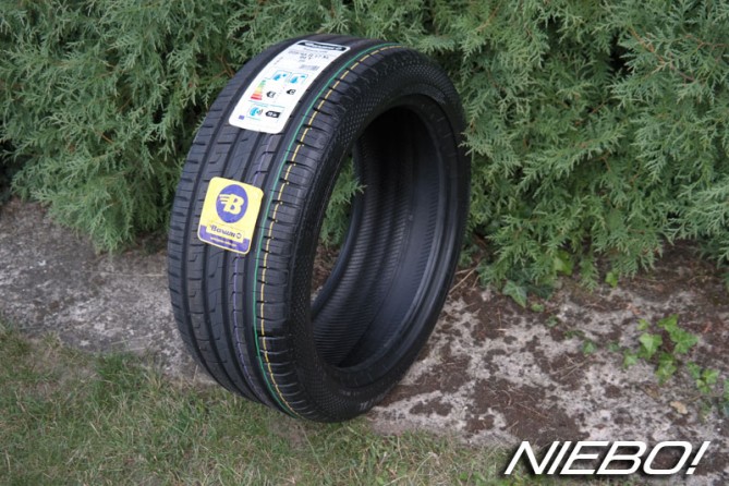 Barum_Bravuris_3HM_225-45R17-94Y-FR-XL_NIEBO!_12.jpg