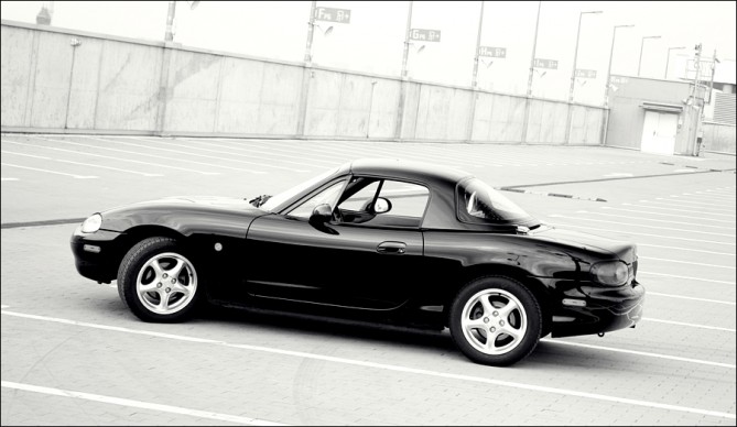 miata3w.jpg
