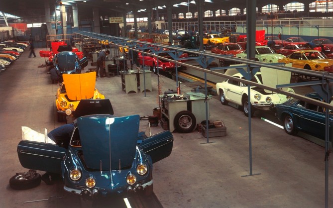 alpine-renault-a110-assembly-line-in-color.jpg