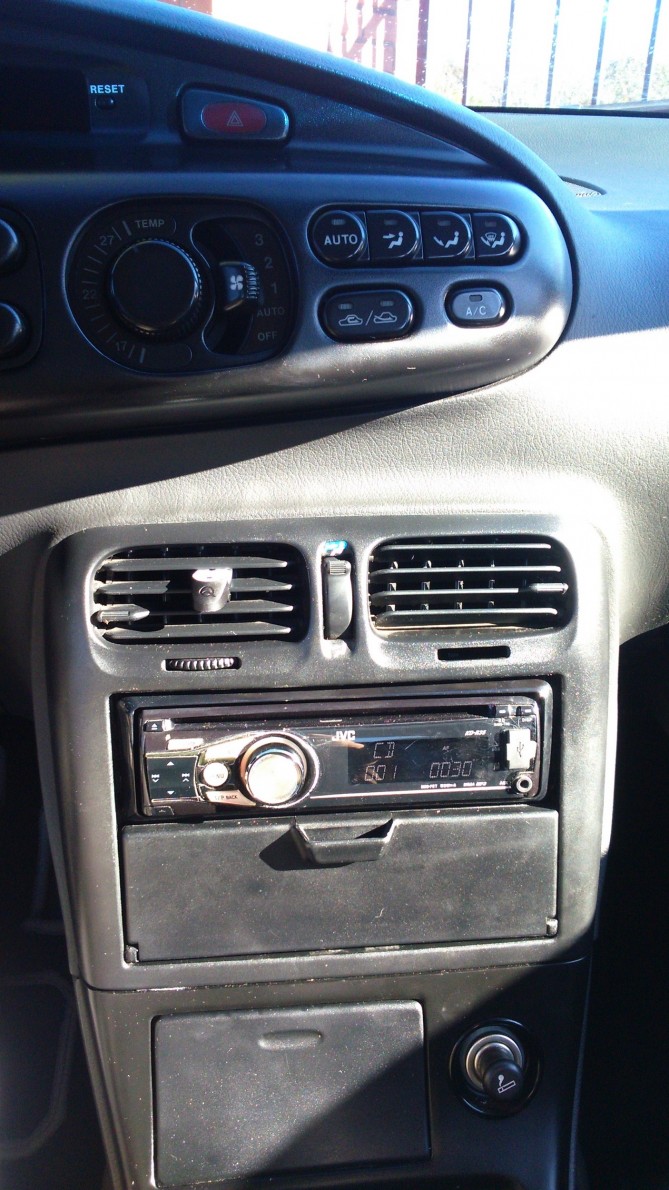 IMG-1413714618317-V.jpg