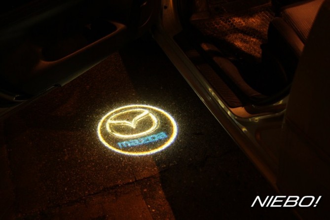 NIEBO!_2013_small.jpg