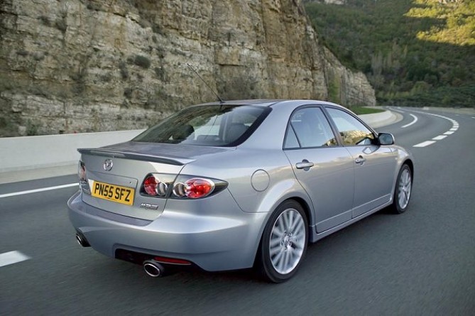 mazda_6mps2005_33.jpg
