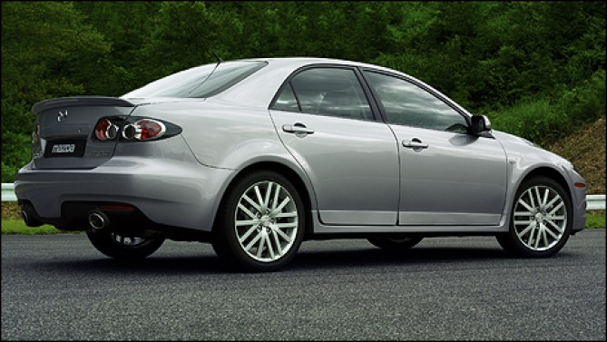 Mazdaspeed6-2006_i01.jpg