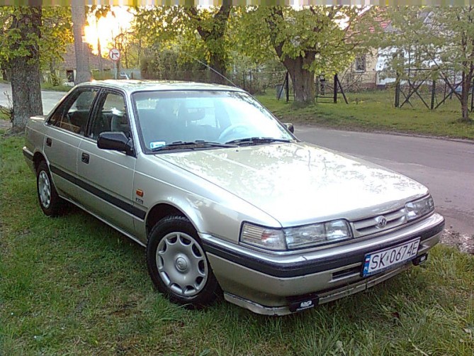 Mazda 626.jpg