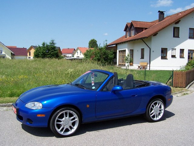 Mazda MX 5  010.JPG