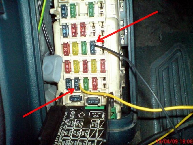 2-sygnalizator_swiatel_mazda-skrzynka-m.jpg