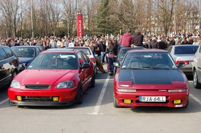 maz civic.jpg