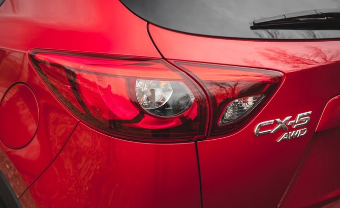 2016-Mazda-CX-5-Grand-Touring-AWD-113-876x535.jpg
