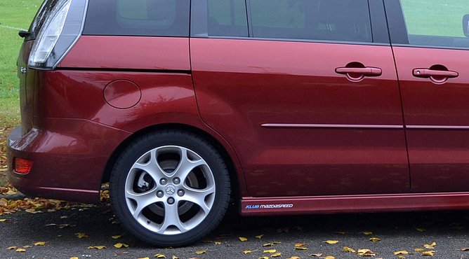 Mazda zawieszenie tyl po.JPG