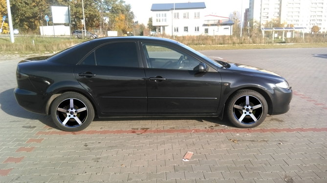 Mazda 6 czarna 50%02.png