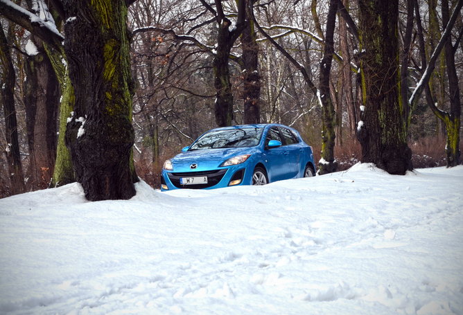 Vehicle-Mazda3KireibyKMB05.jpg